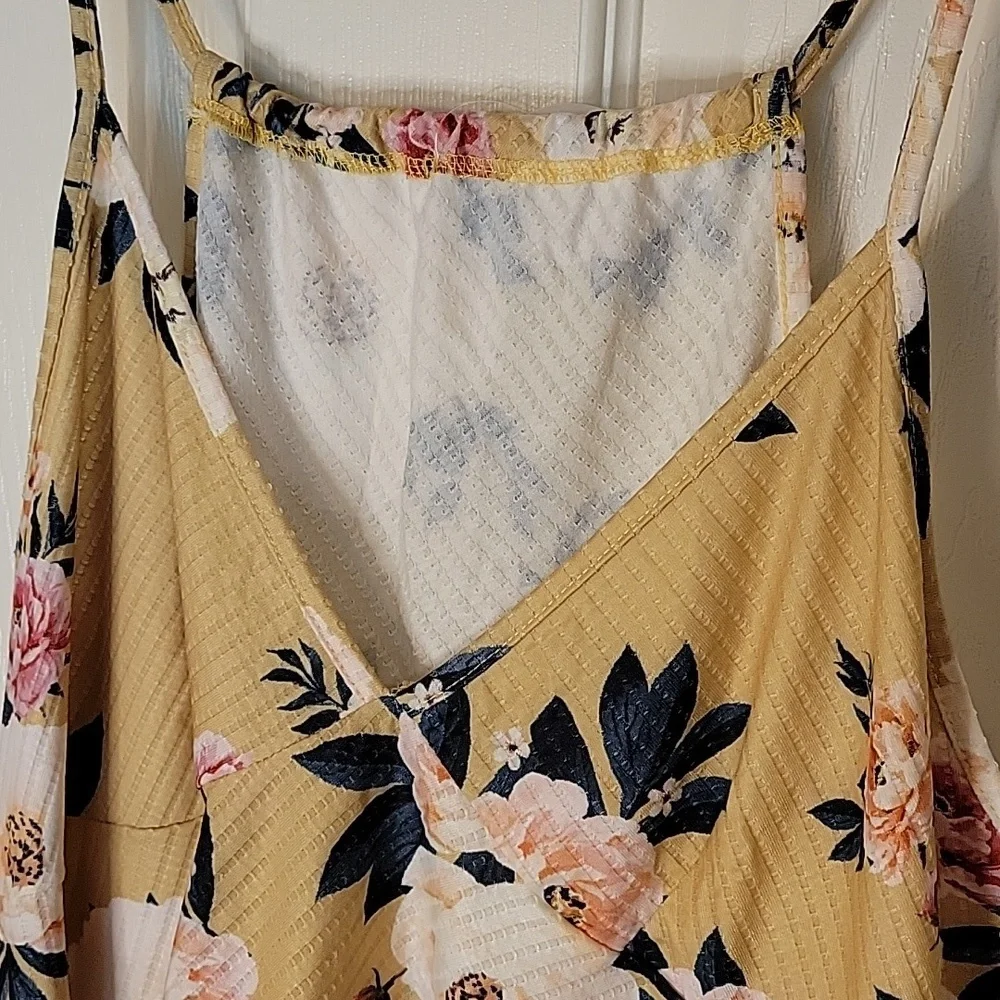 Ellie Maye Boutique XL New Blouse Spaghetti Strap Yellow Floral